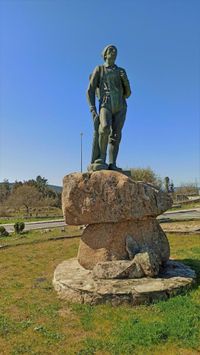 Monumento al montañero